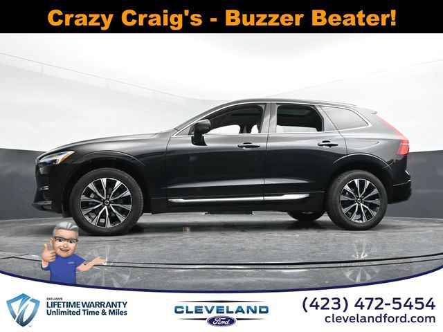 2023 Volvo XC60 Plus Bright Theme