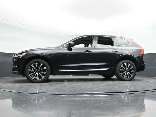 2023 Volvo XC60 Plus Bright Theme