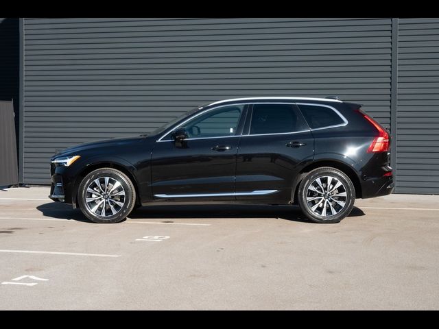 2023 Volvo XC60 Plus Bright Theme