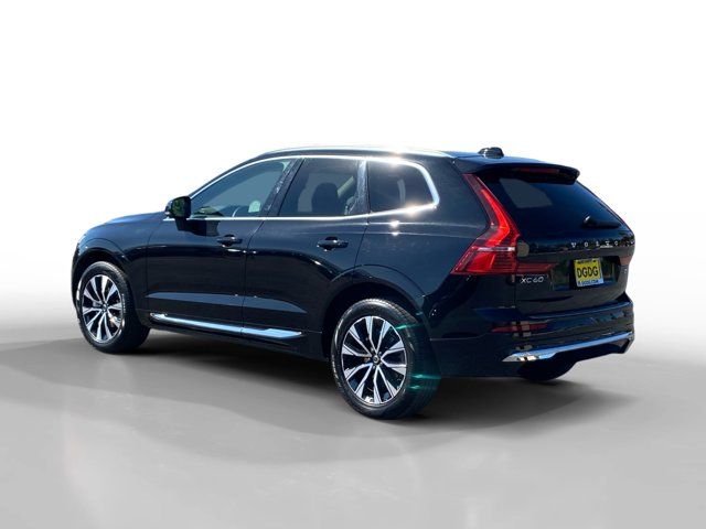 2023 Volvo XC60 Plus Bright Theme