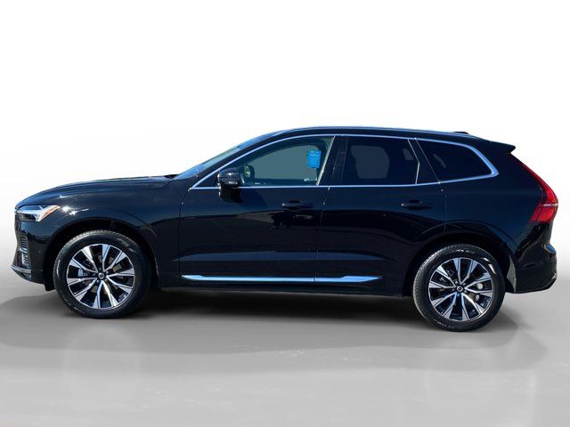 2023 Volvo XC60 Plus Bright Theme