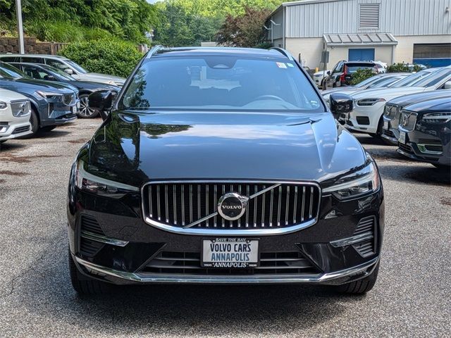 2023 Volvo XC60 Plus Bright Theme