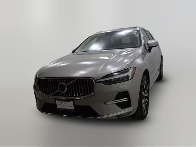 2023 Volvo XC60 Plus Bright Theme