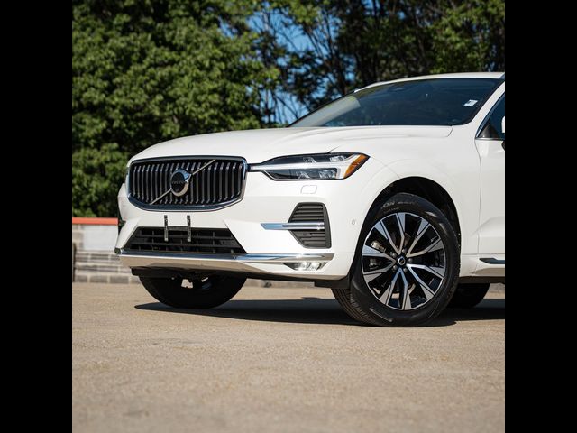 2023 Volvo XC60 Plus Bright Theme