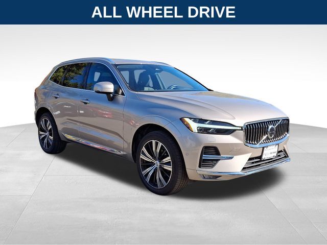 2023 Volvo XC60 Plus Bright Theme