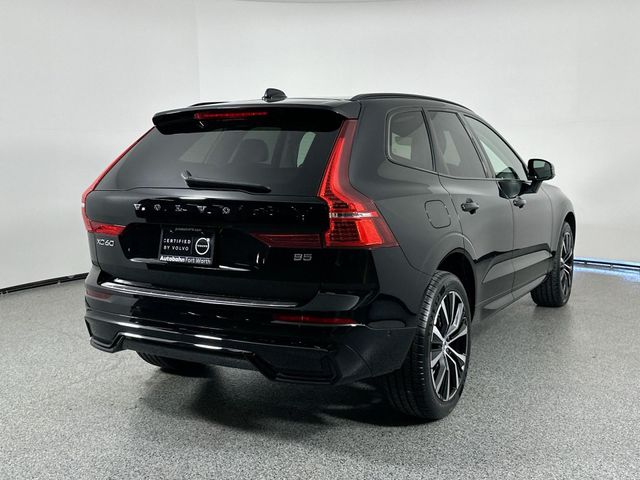 2023 Volvo XC60 Plus Dark Theme