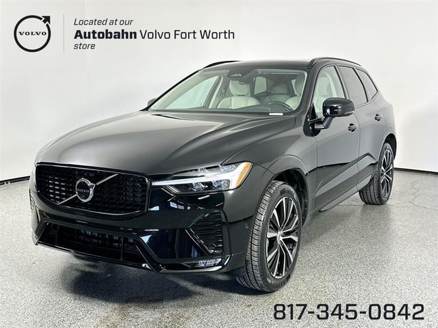 2023 Volvo XC60 Plus Dark Theme