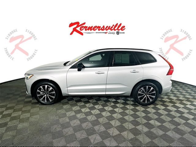 2023 Volvo XC60 Plus Dark Theme