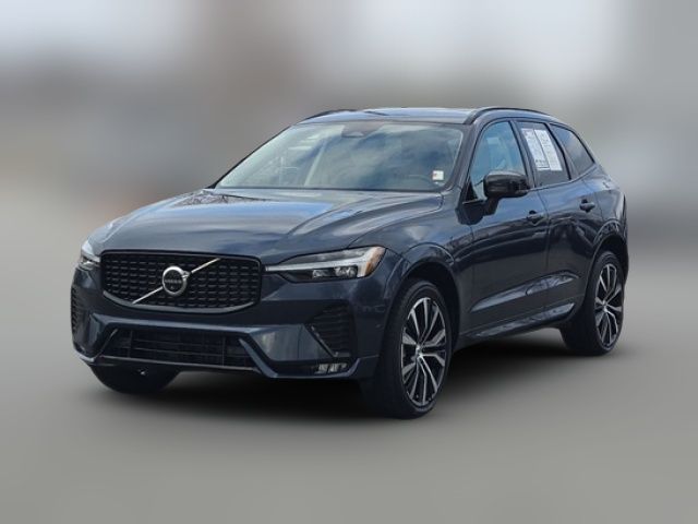 2023 Volvo XC60 Plus Dark Theme