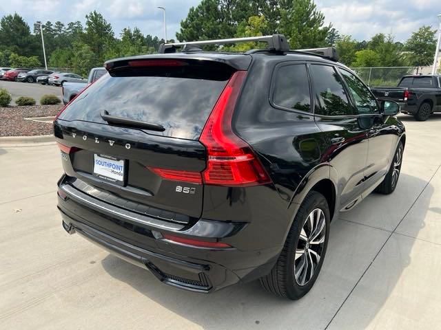 2023 Volvo XC60 Plus Dark Theme