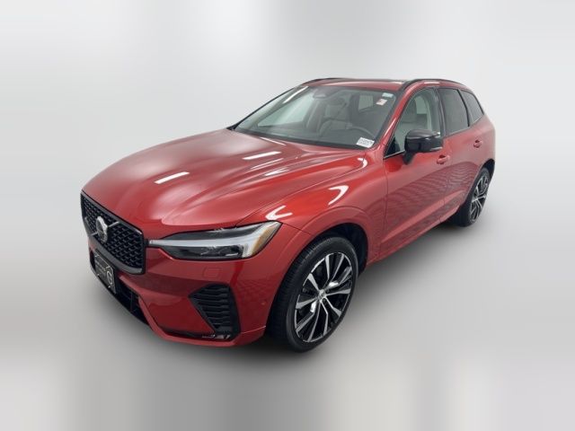 2023 Volvo XC60 Plus Dark Theme