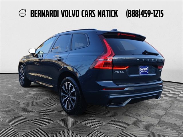 2023 Volvo XC60 Plus Dark Theme