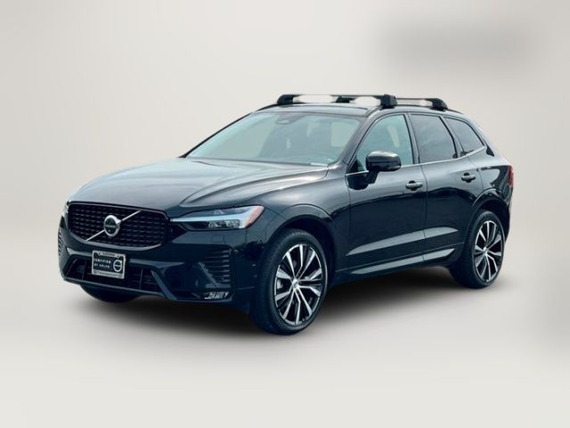 2023 Volvo XC60 Plus Dark Theme