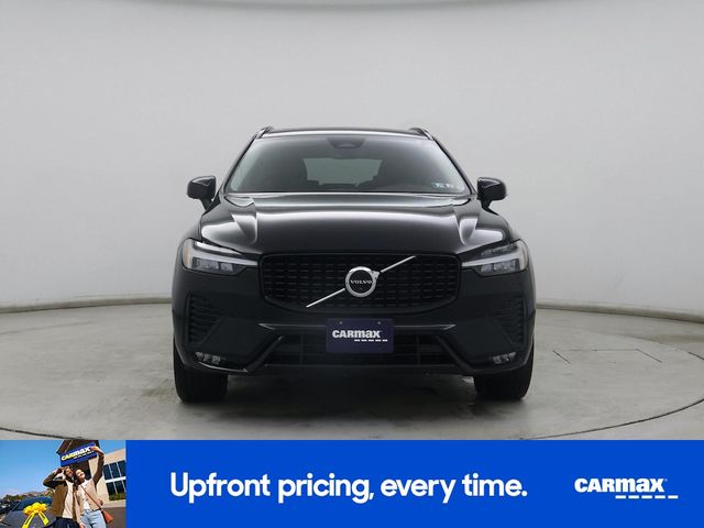 2023 Volvo XC60 Plus Dark Theme
