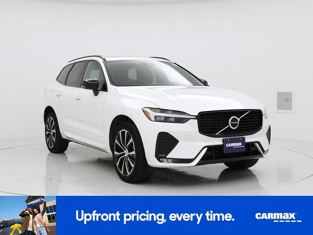 2023 Volvo XC60 Plus Dark Theme