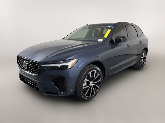 2023 Volvo XC60 Plus Dark Theme