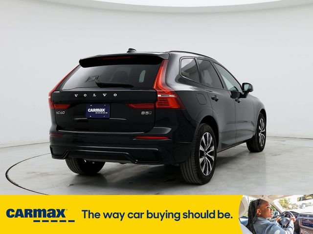 2023 Volvo XC60 Plus Dark Theme