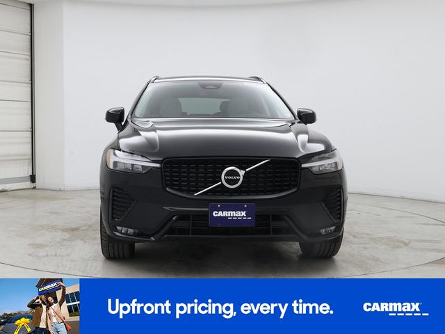 2023 Volvo XC60 Plus Dark Theme