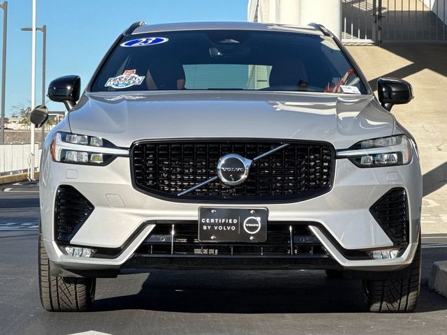 2023 Volvo XC60 Plus Dark Theme