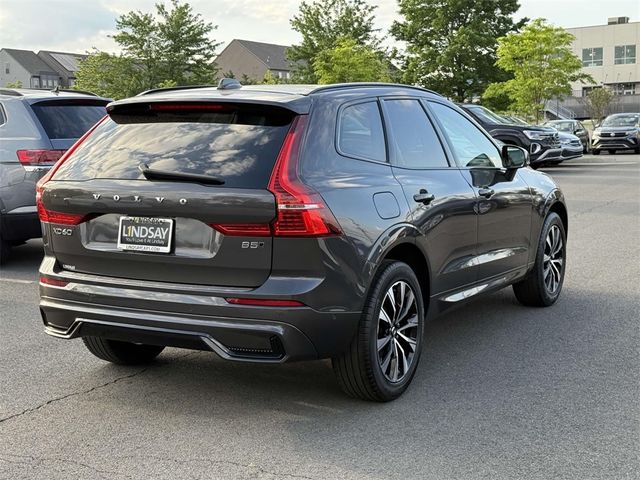 2023 Volvo XC60 Plus Dark Theme