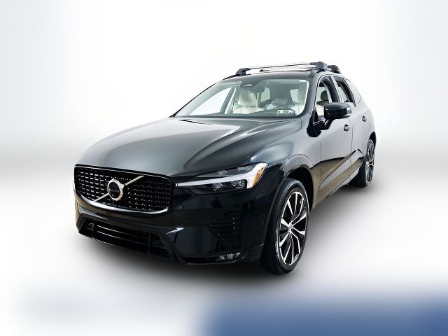 2023 Volvo XC60 Plus Dark Theme