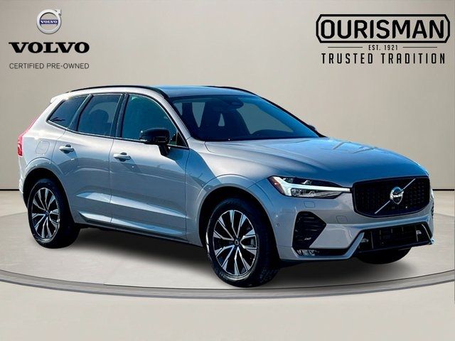 2023 Volvo XC60 Plus Dark Theme