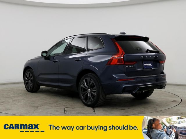 2023 Volvo XC60 Plus Dark Theme