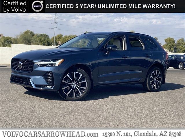 2023 Volvo XC60 Plus Dark Theme