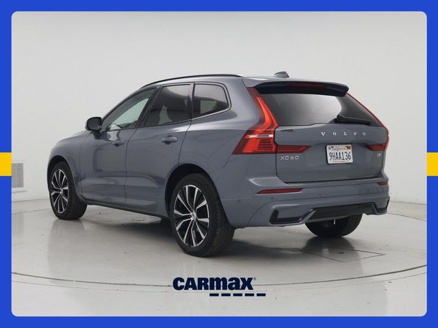 2023 Volvo XC60 Plus Dark Theme