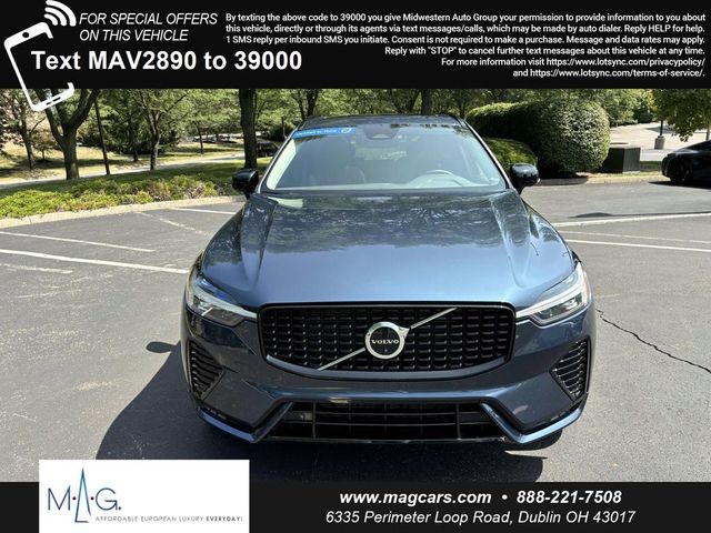 2023 Volvo XC60 Plus Dark Theme