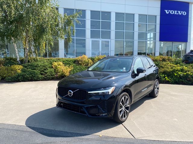 2023 Volvo XC60 Plus Dark Theme