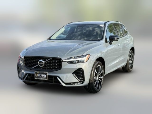 2023 Volvo XC60 Plus Dark Theme