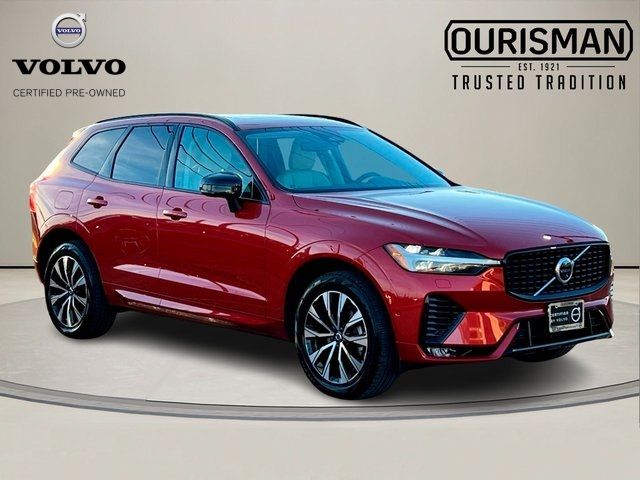 2023 Volvo XC60 Plus Dark Theme