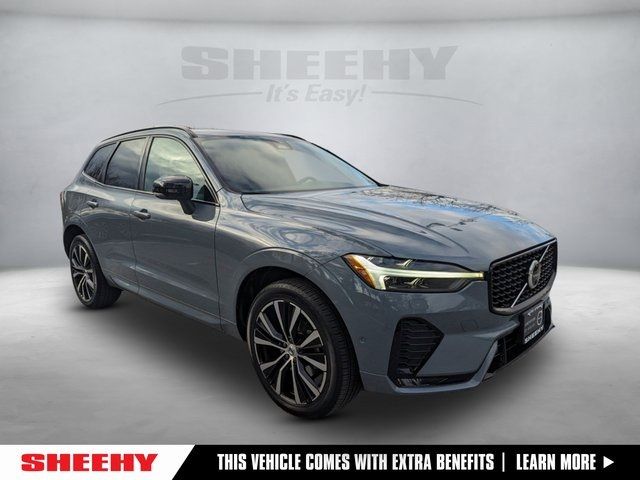 2023 Volvo XC60 Plus Dark Theme