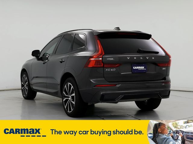 2023 Volvo XC60 Plus Dark Theme