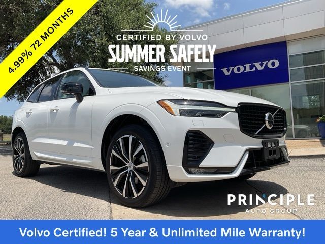 2023 Volvo XC60 Plus Dark Theme