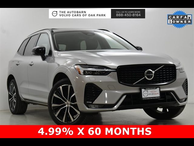 2023 Volvo XC60 Plus Dark Theme