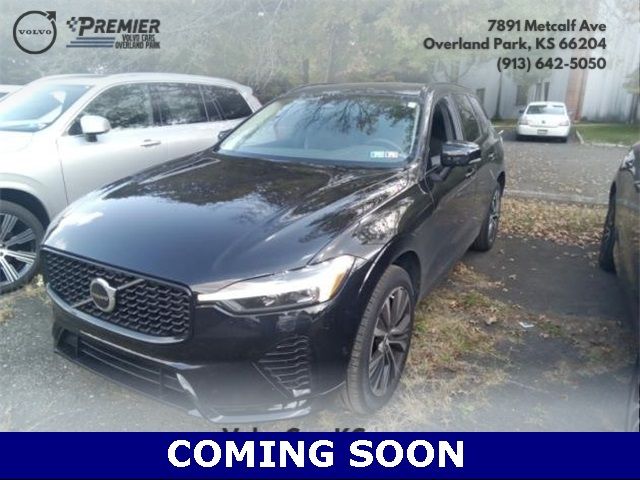 2023 Volvo XC60 Plus Dark Theme