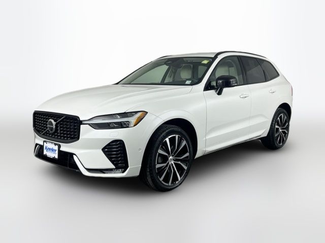 2023 Volvo XC60 Plus Dark Theme