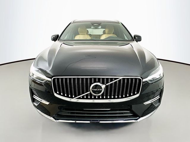 2023 Volvo XC60 Ultimate Bright Theme