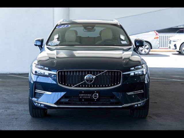 2023 Volvo XC60 Ultimate Bright Theme