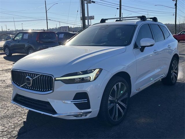 2023 Volvo XC60 Ultimate Bright Theme