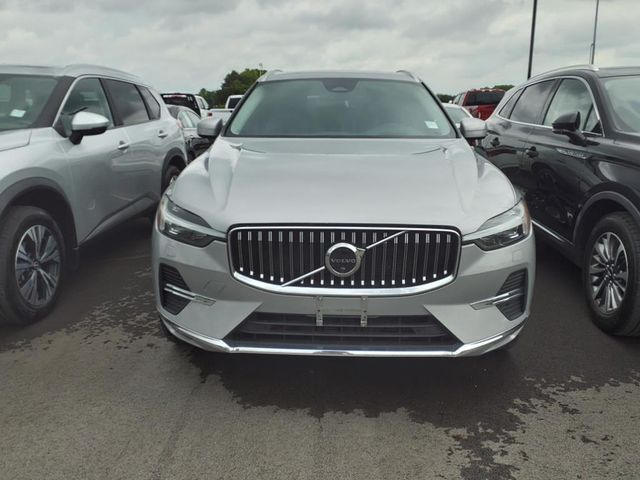 2023 Volvo XC60 Ultimate Bright Theme