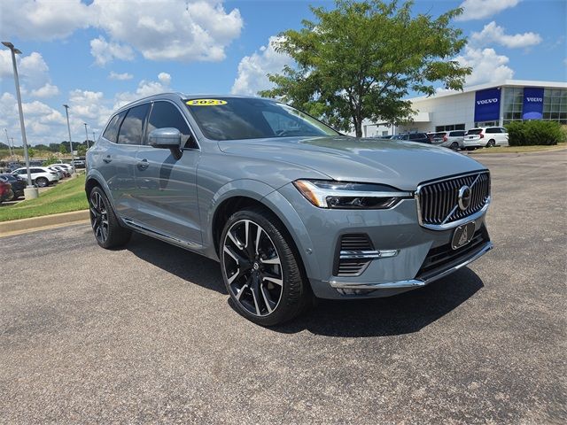 2023 Volvo XC60 Ultimate Bright Theme
