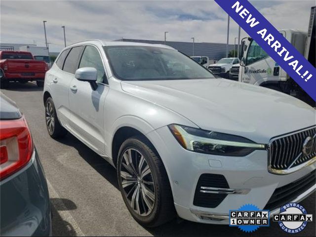 2023 Volvo XC60 Ultimate Bright Theme