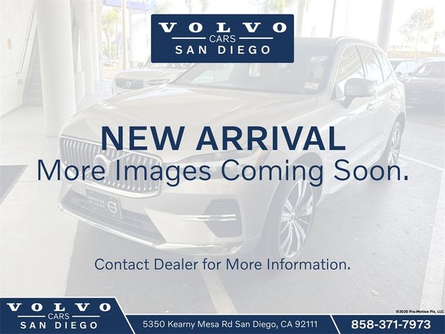 2023 Volvo XC60 Ultimate Bright Theme
