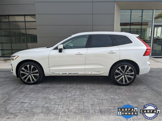 2023 Volvo XC60 Ultimate Bright Theme