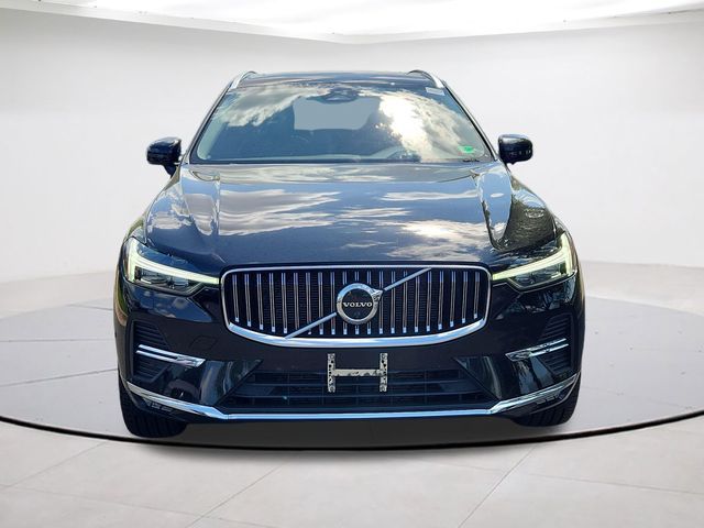 2023 Volvo XC60 Ultimate Bright Theme