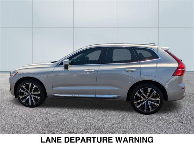 2023 Volvo XC60 Ultimate Bright Theme