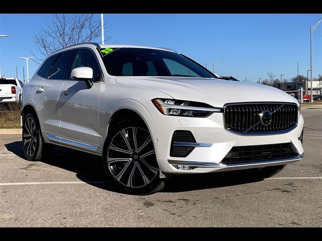 2023 Volvo XC60 Ultimate Bright Theme